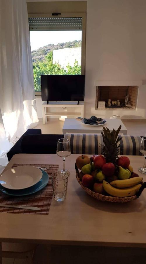 Marina Deluxe Apartments Istron エクステリア 写真